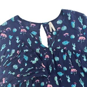 Roper Women's Size Large Navy Cactus Floral Print Rayon Bell Sleeve Blouse